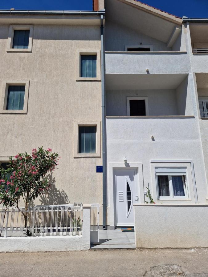 Apartman Leana Apartment Split Bagian luar foto